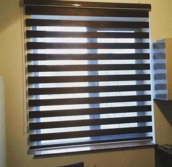 Вы сейчас просматриваете Горизонтальные жалюзи, каштановые