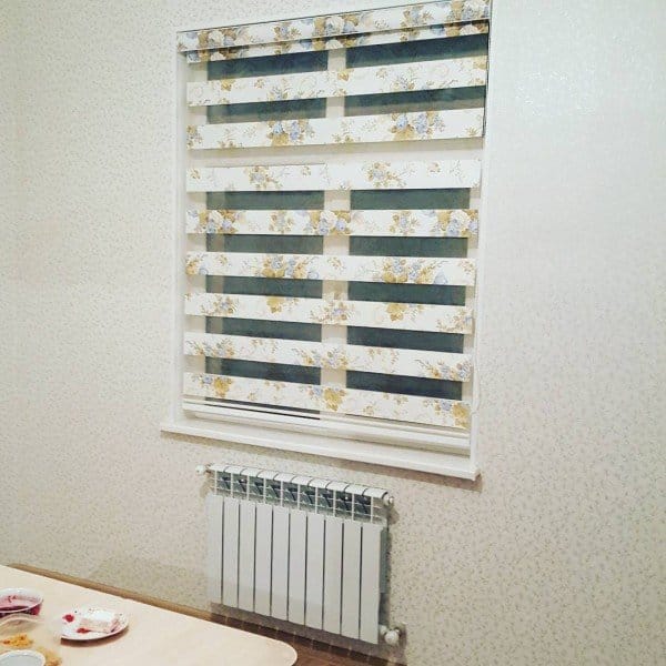 Вы сейчас просматриваете Горизонтальные жалюзи с цветами